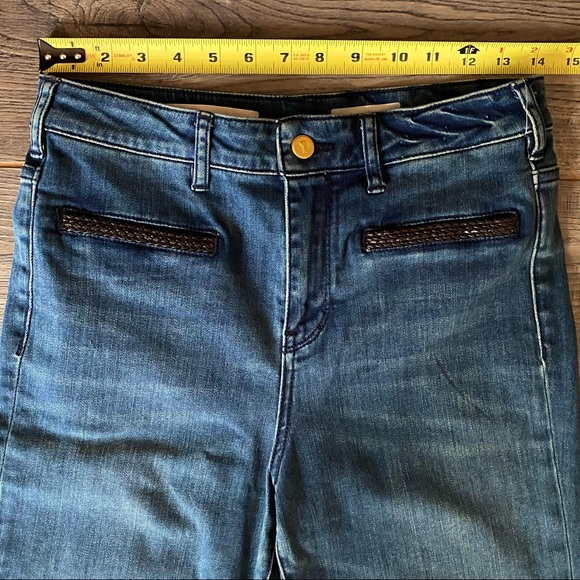 NWT Pilcro Braided Leather Pocket Detail Flare Leg Jeans, 28 - Picture 9 of 15